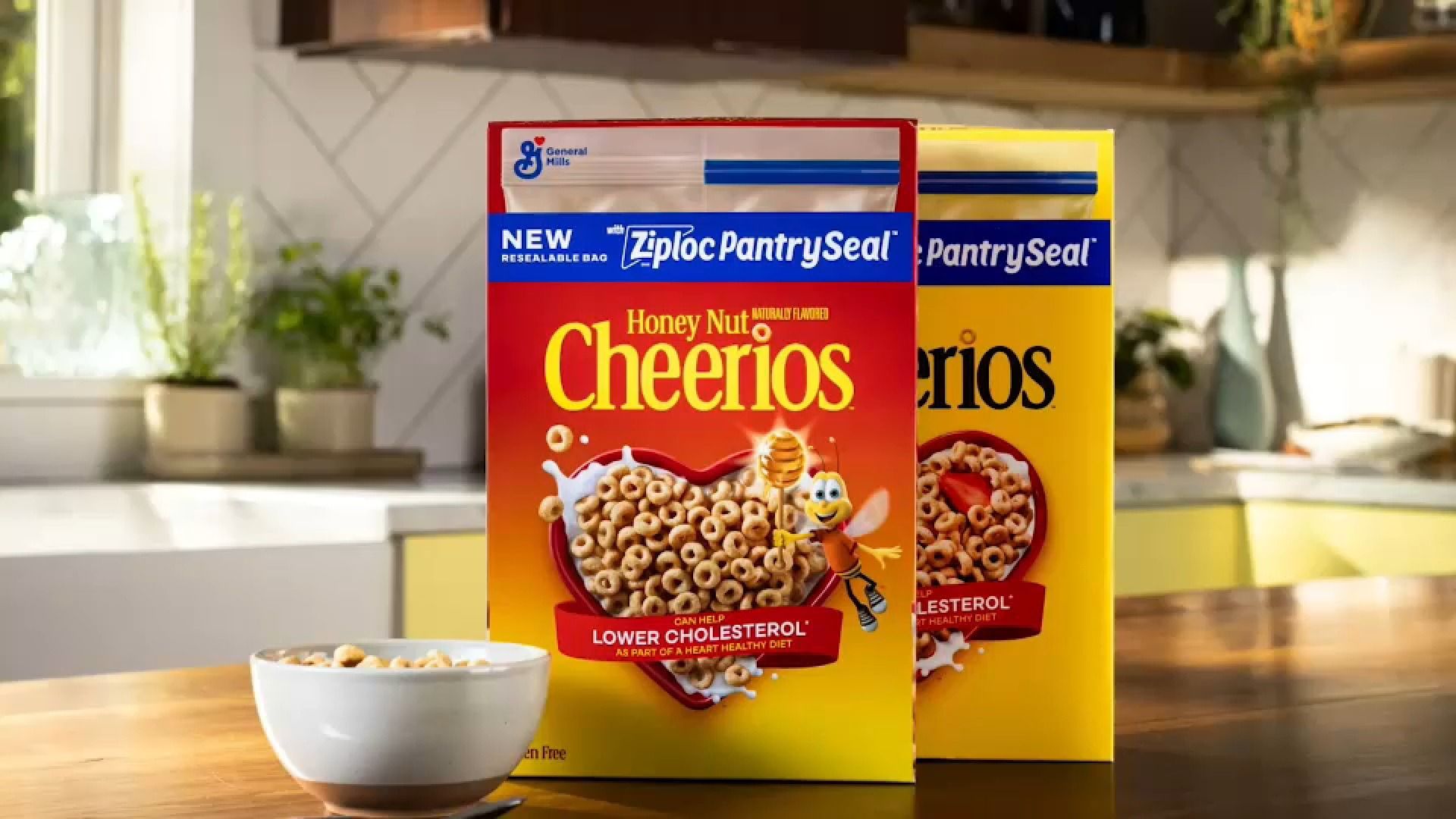 Cheerios teams up with Ziploc to add resealable bag to cereal boxes
— New Lenox Sports news