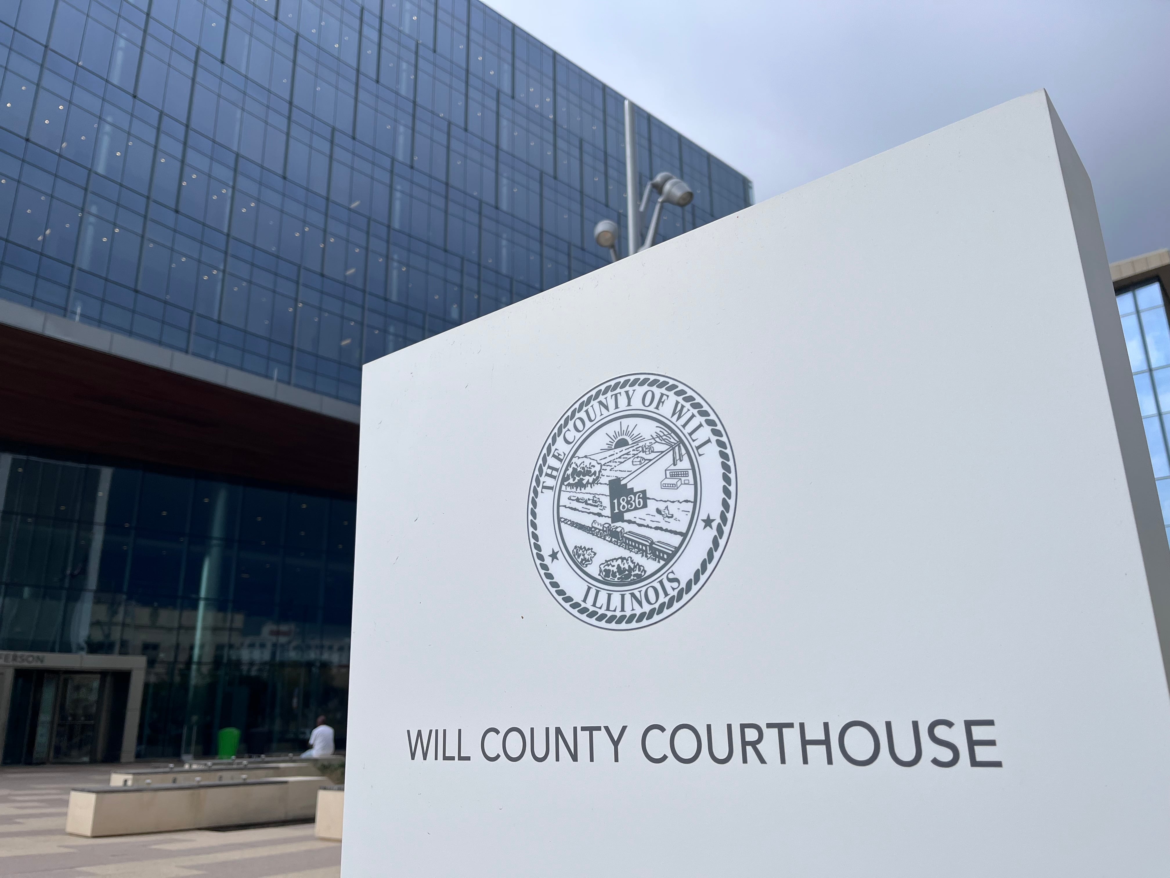 Orland Park man charged in Will County with hate crime against woman, allegedly threatened to kill her — New Lenox Community news